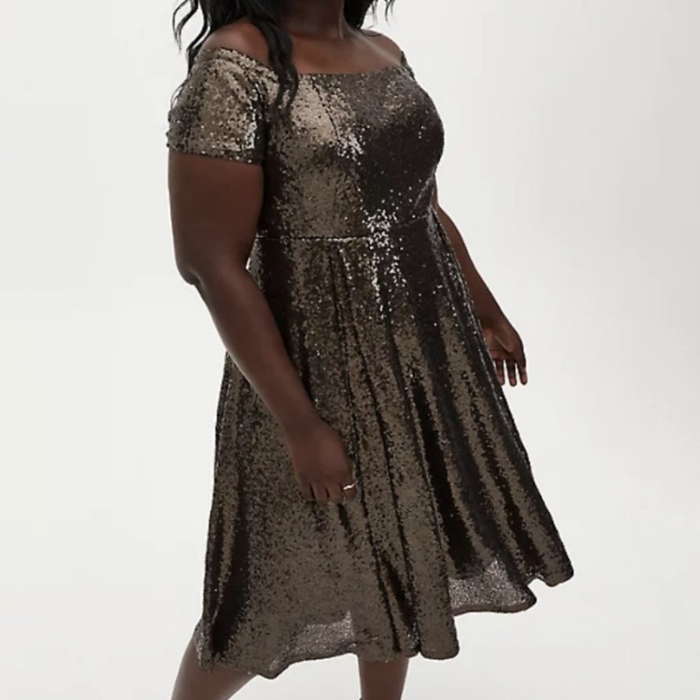 NWT: Torrid S-22 Gold/Chocolate brown sequence dress